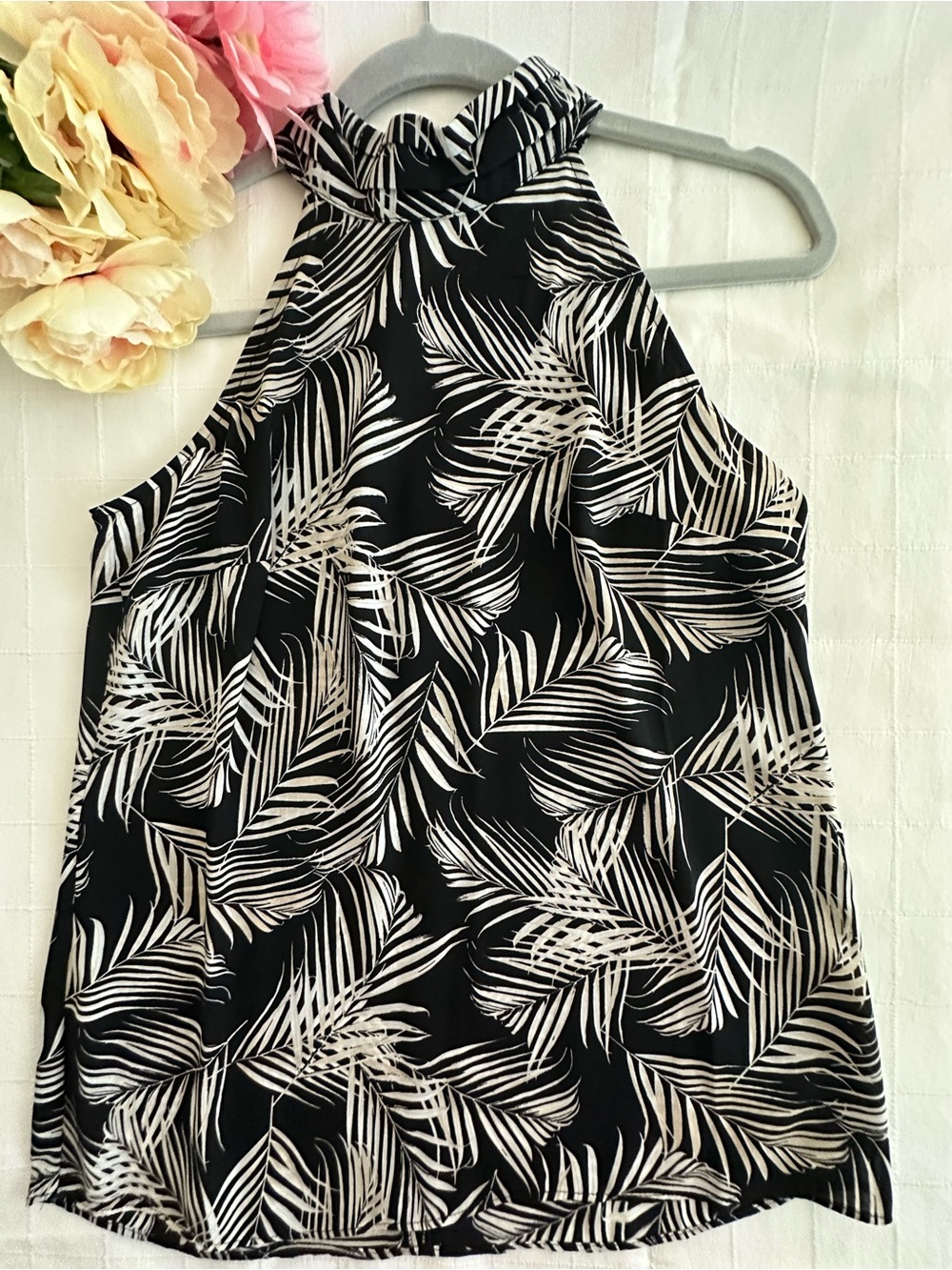 White House Black Market BRAND NEW Black Halter Camisole with Cream Palm Print!